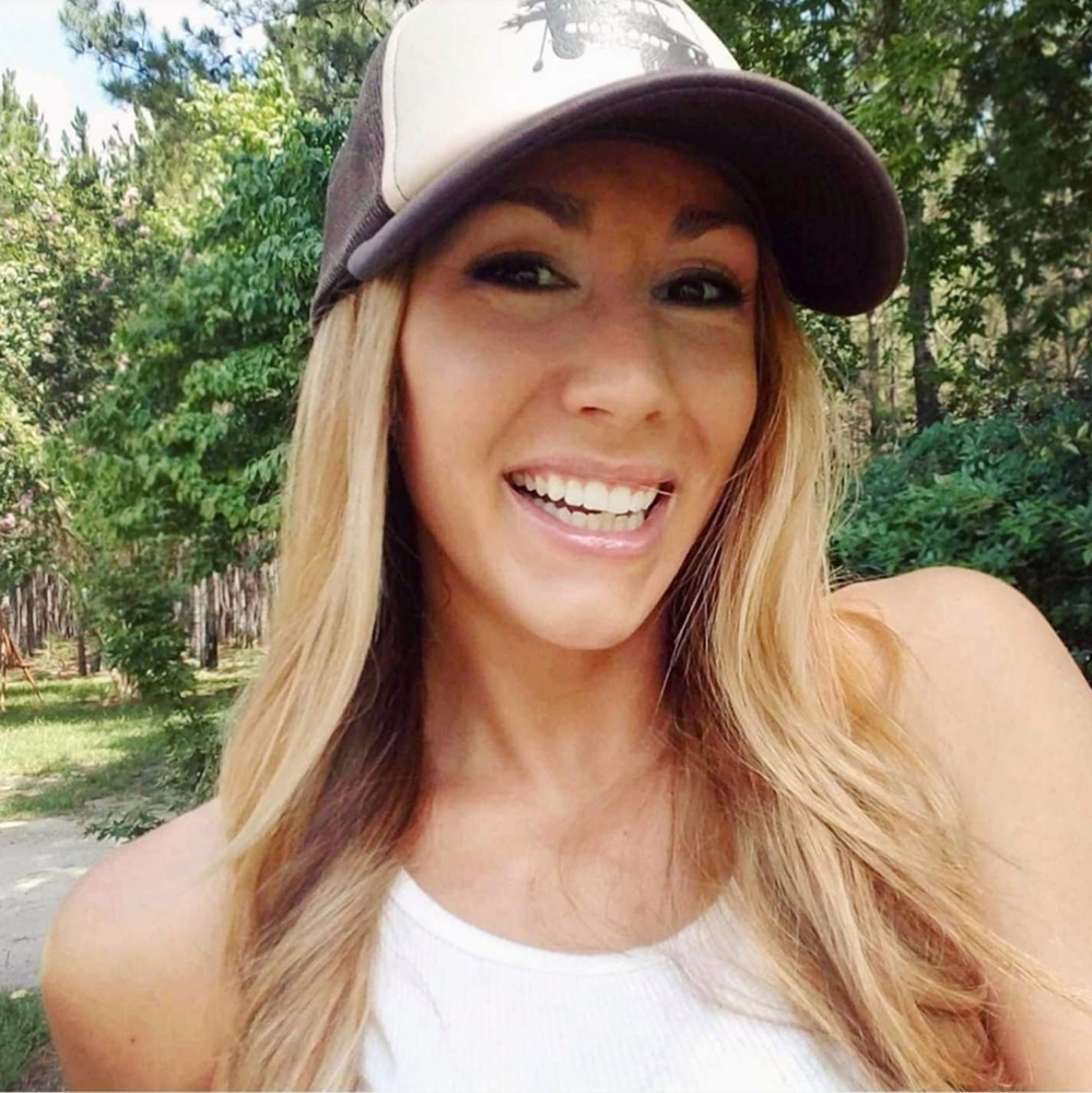 Meet your Posher, Dee